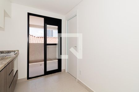Sala e Cozinha de apartamento para alugar com 1 quarto, 52m² em Vila Maria Alta, São Paulo