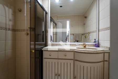 Banheiro de apartamento para alugar com 2 quartos, 75m² em Ingá, Niterói