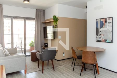 Sala/Cozinha de apartamento à venda com 1 quarto, 49m² em Indianópolis, São Paulo