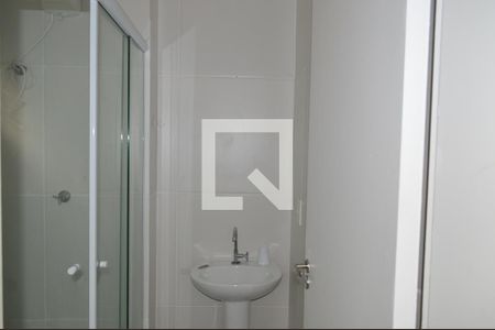 Banheiro de apartamento para alugar com 1 quarto, 26m² em Sé, São Paulo