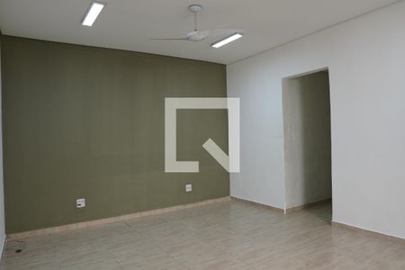 Sala de casa à venda com 3 quartos, 150m² em Jardim Paulistano, São Paulo