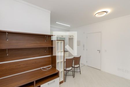 Sala/ Cozinha de apartamento para alugar com 1 quarto, 37m² em Cidade Monções, São Paulo