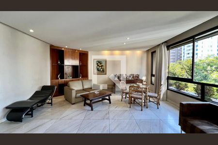 Sala de apartamento à venda com 4 quartos, 250m² em Lourdes, Belo Horizonte