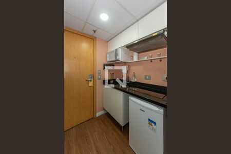 Cozinha de apartamento à venda com 1 quarto, 30m² em Cidade Monções, São Paulo