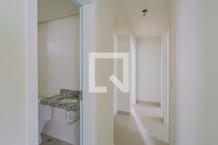 Corredor de apartamento para alugar com 3 quartos, 110m² em Fernão Dias, Belo Horizonte