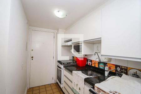 Cozinha de kitnet/studio para alugar com 1 quarto, 23m² em Cerqueira César, São Paulo