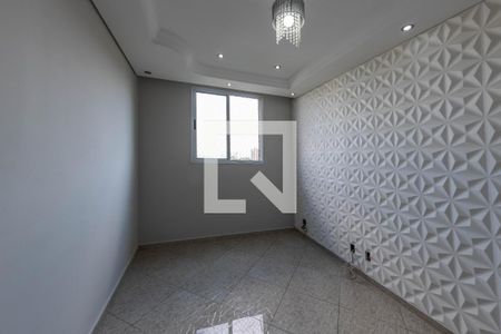 Sala de apartamento para alugar com 2 quartos, 42m² em Jardim Guairaca, São Paulo