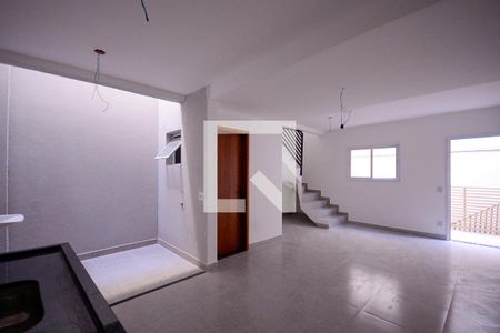 Casa de condomínio à venda com 64m², 2 quartos e 1 vagaSala 