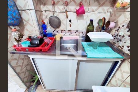 Cozinha - Torneira de apartamento para alugar com 1 quarto, 30m² em Cascadura, Rio de Janeiro