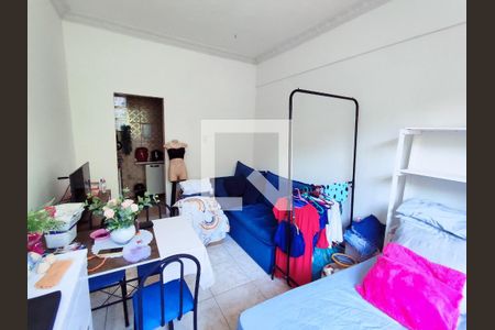 Sala/Quarto de apartamento para alugar com 1 quarto, 30m² em Cascadura, Rio de Janeiro