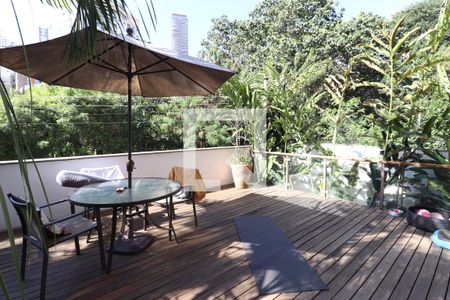 Varanda de casa para alugar com 4 quartos, 180m² em Sumarezinho, São Paulo