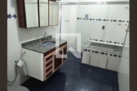 Casa à venda com 2 quartos, 225m² em Tremembé, São Paulo