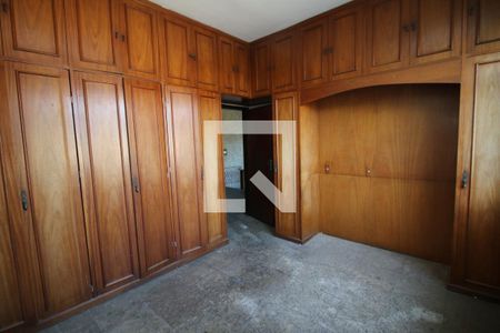 Quarto 1 de casa para alugar com 2 quartos, 60m² em Olaria, Rio de Janeiro