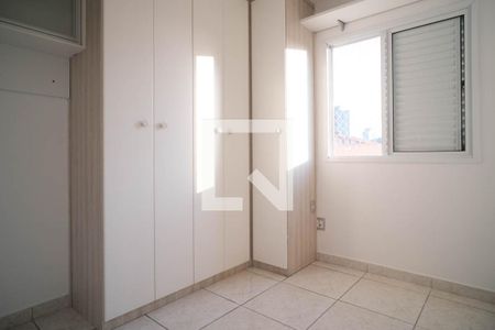 Quarto 1 de apartamento para alugar com 2 quartos, 51m² em Vila Paranaguá, São Paulo