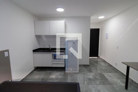 Studio de kitnet/studio para alugar com 1 quarto, 21m² em Jardim Trussardi, São Paulo