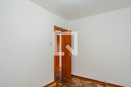 Quarto 2 de apartamento para alugar com 2 quartos, 50m² em Cristal, Porto Alegre