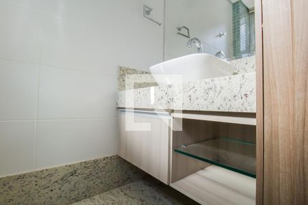 Lavabo de apartamento para alugar com 4 quartos, 136m² em Cidade Nova, Belo Horizonte