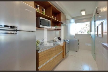 Apartamento à venda com 3 quartos, 55m² em Vila Sao Paulo, São Paulo