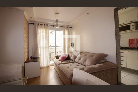 Sala de apartamento para alugar com 2 quartos, 55m² em Sítio da Figueira, São Paulo