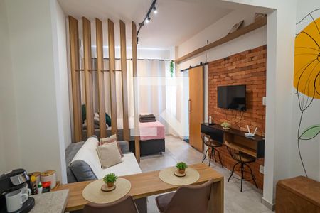Sala  de kitnet/studio para alugar com 1 quarto, 38m² em Centro, Rio de Janeiro
