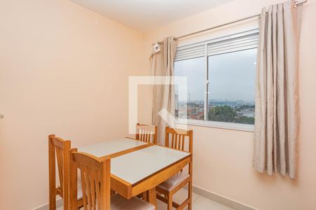 Sala/Cozinha de apartamento para alugar com 2 quartos, 32m² em Parque Fongaro, São Paulo