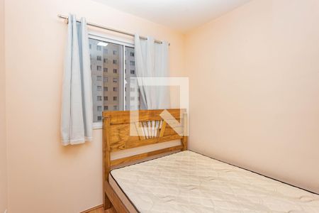 Quarto 1 de apartamento para alugar com 2 quartos, 32m² em Parque Fongaro, São Paulo