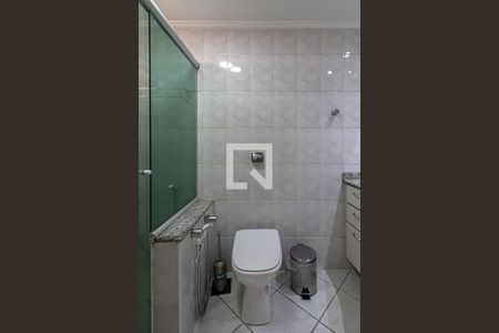 banheiro social_4 de apartamento à venda com 2 quartos, 55m² em Liberdade, São Paulo