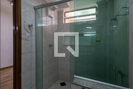 banheiro social_1 de apartamento à venda com 2 quartos, 55m² em Liberdade, São Paulo