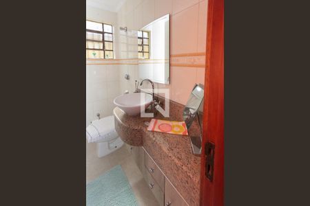 Lavabo de casa à venda com 3 quartos, 290m² em Jardim Vila Formosa, São Paulo