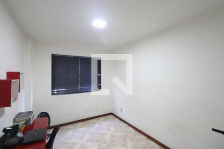 Quarto 1 de apartamento para alugar com 2 quartos, 60m² em Brasilândia, São Gonçalo