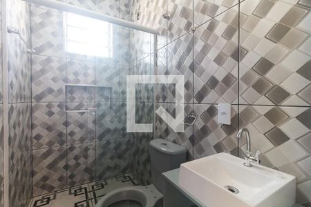 Banheiro de casa para alugar com 1 quarto, 55m² em Vila Pomar, Mogi das Cruzes