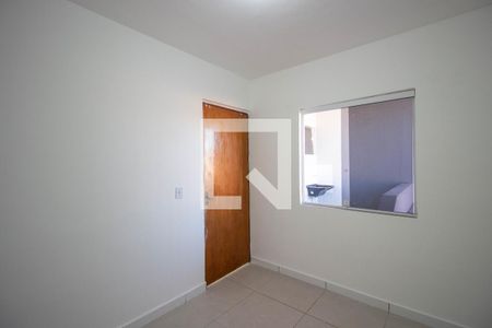 Quarto 1 de casa de condomínio para alugar com 2 quartos, 45m² em Vila Campanela, São Paulo