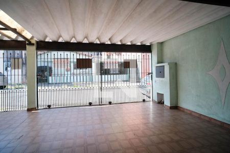 Casa para alugar com 2 quartos, 126m² em Vila Nhocune, São Paulo