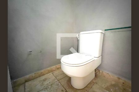Lavabo, louça sanitária  de casa à venda com 2 quartos, 230m² em Vila Nova Conceição, São Paulo