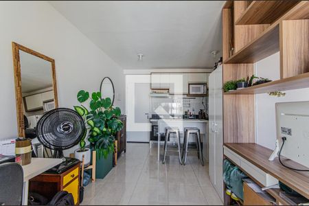Sala/Cozinha de apartamento para alugar com 1 quarto, 36m² em Cambuci, São Paulo