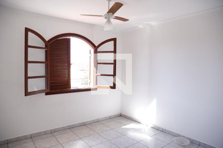 Quarto 1 de casa para alugar com 3 quartos, 100m² em Jardim Mangalot, São Paulo