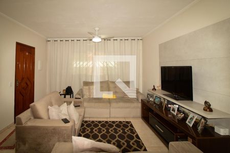 Sala de casa à venda com 4 quartos, 126m² em Vila Nova Carolina, São Paulo