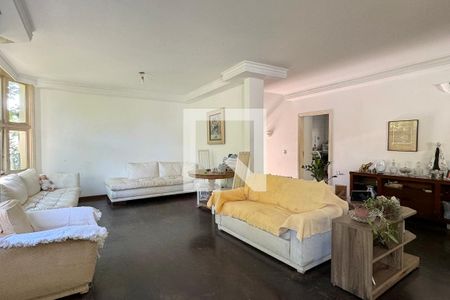 Sala de casa de condomínio para alugar com 4 quartos, 350m² em Alphaville, Santana de Parnaíba