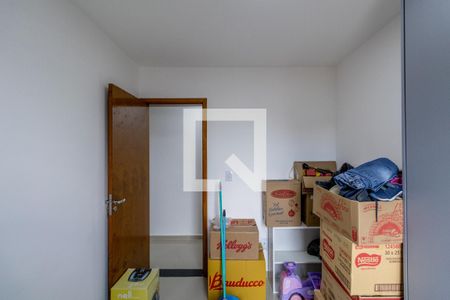 Quarto 1 de apartamento para alugar com 2 quartos, 40m² em Vila Euthalia, São Paulo