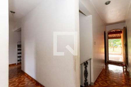 Corredor de casa para alugar com 3 quartos, 150m² em Jardim Tabatinga, Guarulhos