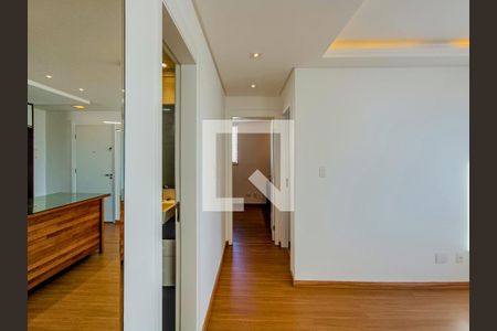 Sala - Corredor de apartamento para alugar com 2 quartos, 75m² em Água Branca, São Paulo