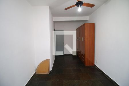 Quarto 1 de casa para alugar com 3 quartos, 165m² em Olaria, Rio de Janeiro