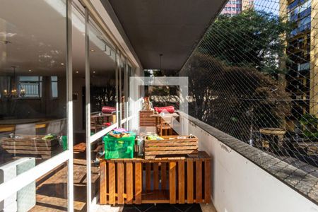 Varanda de apartamento para alugar com 4 quartos, 270m² em Santa Cecilia, São Paulo