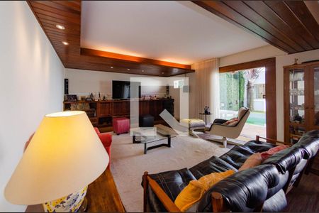 Sala 2 de casa para alugar com 4 quartos, 392m² em Serra, Belo Horizonte