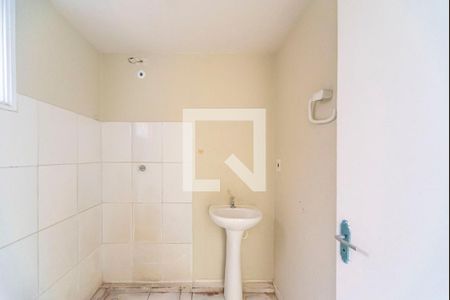 Banheiro  de apartamento à venda com 2 quartos, 43m² em Vila Eldizia, Santo André