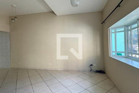 Sala de casa de condomínio para alugar com 3 quartos, 130m² em Jardim Tupanci, Barueri