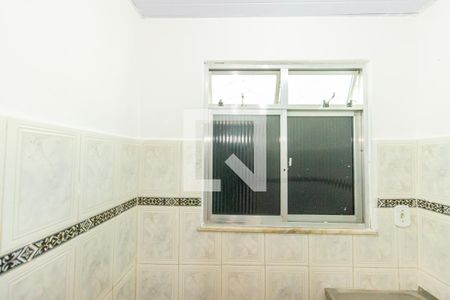Banheiro de kitnet/studio para alugar com 1 quarto, 34m² em Penha Circular, Rio de Janeiro