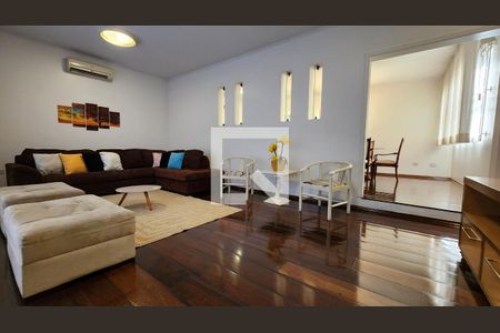 Sala de casa para alugar com 3 quartos, 191m² em Embaré, Santos
