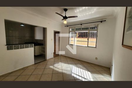Detalhe Sala de casa para alugar com 2 quartos, 70m² em Boqueirão, Santos
