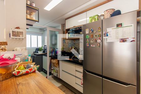 Cozinha de apartamento para alugar com 2 quartos, 61m² em Vila Cunha Bueno, São Paulo